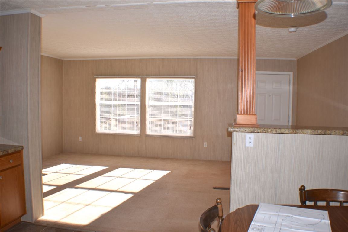 326 Stewart Road Six Mile, SC 29682 - Photo 8 of 15