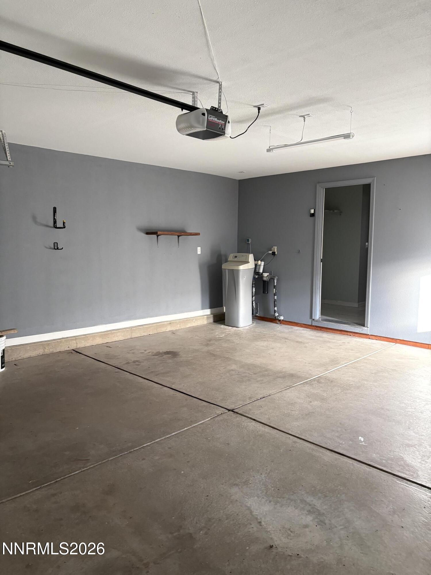 520 V&T Way Dayton, NV 89403 - Photo 14 of 19 IMG_5354