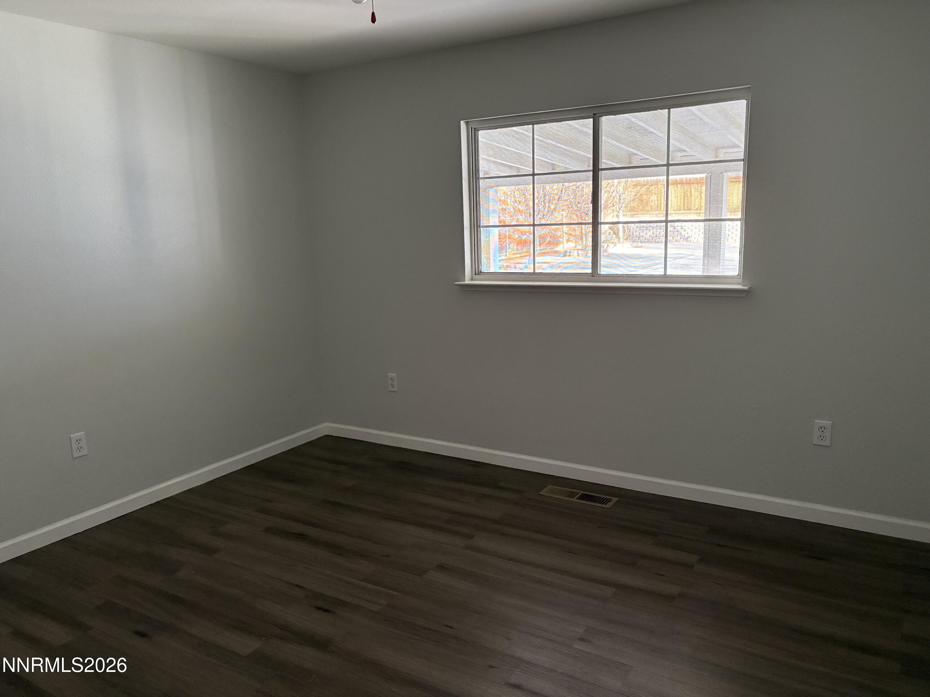 520 V&T Way Dayton, NV 89403 - Photo 7 of 19 IMG_5345