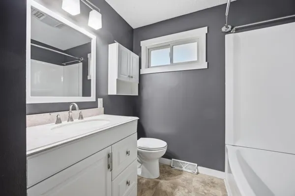 $274,900 | 323 Maple Drive, Mapleton, ND 58059