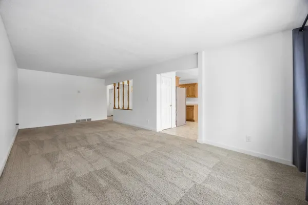 $274,900 | 323 Maple Drive, Mapleton, ND 58059