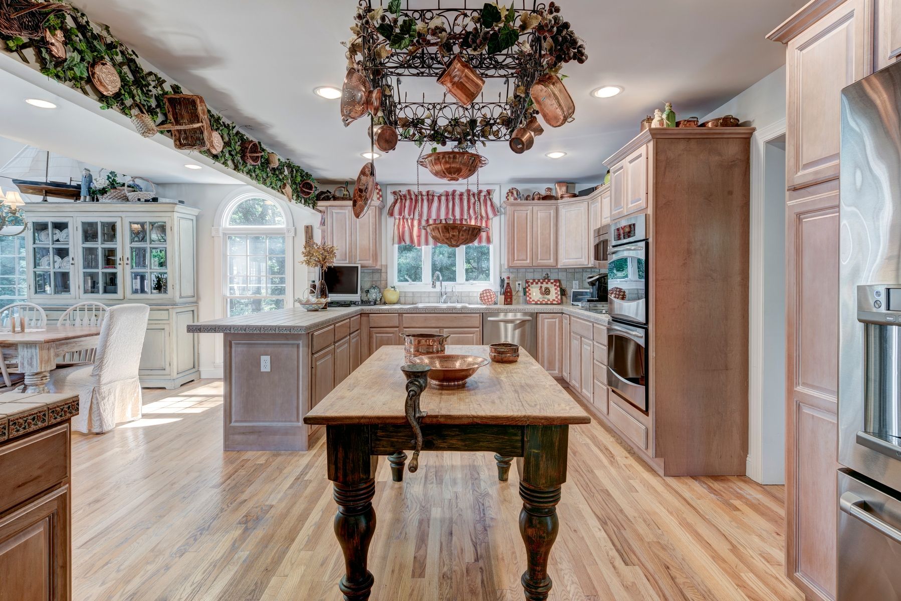 1557 Millstone Road Sag Harbor, NY 11963 - Photo 6 of 12