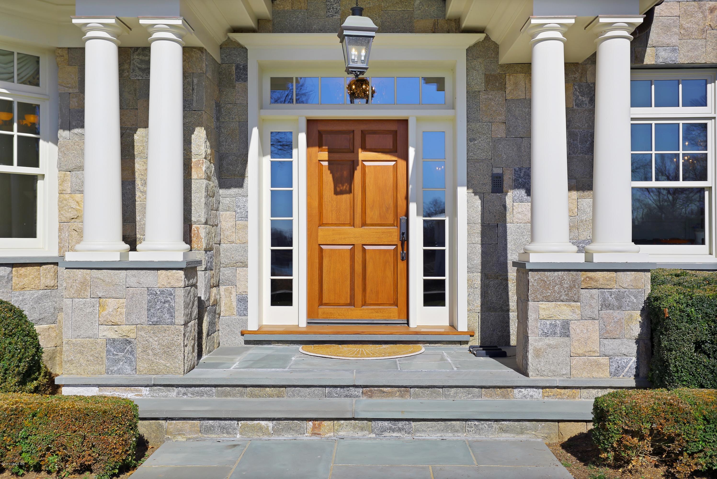 41 Leeward Lane Riverside, CT 06878 - Photo 3 of 27 a front view of a house with a rug