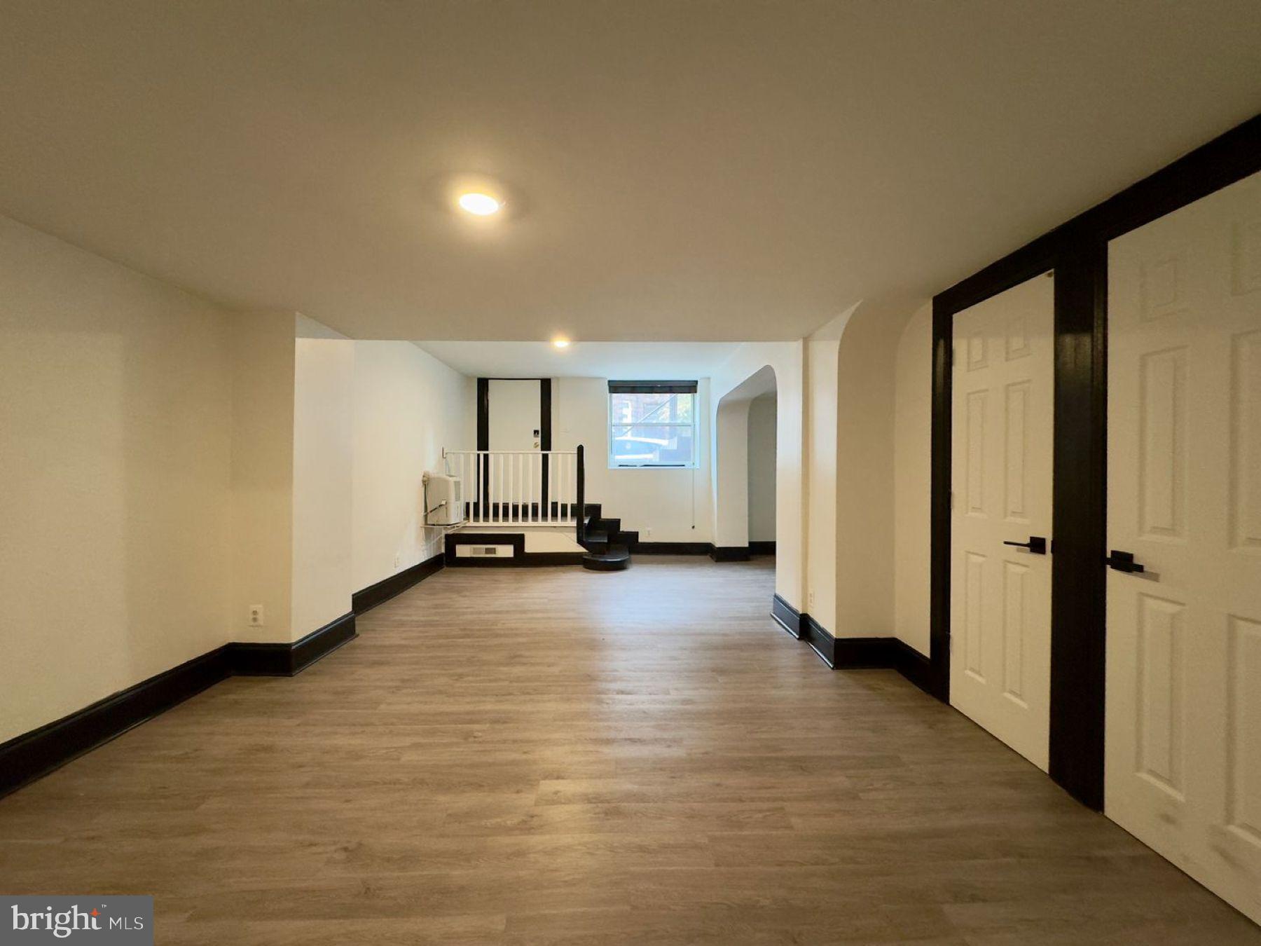 1210 North Calvert Street, Unit T Baltimore, MD 21202 - Photo 4 of 9 Living Area