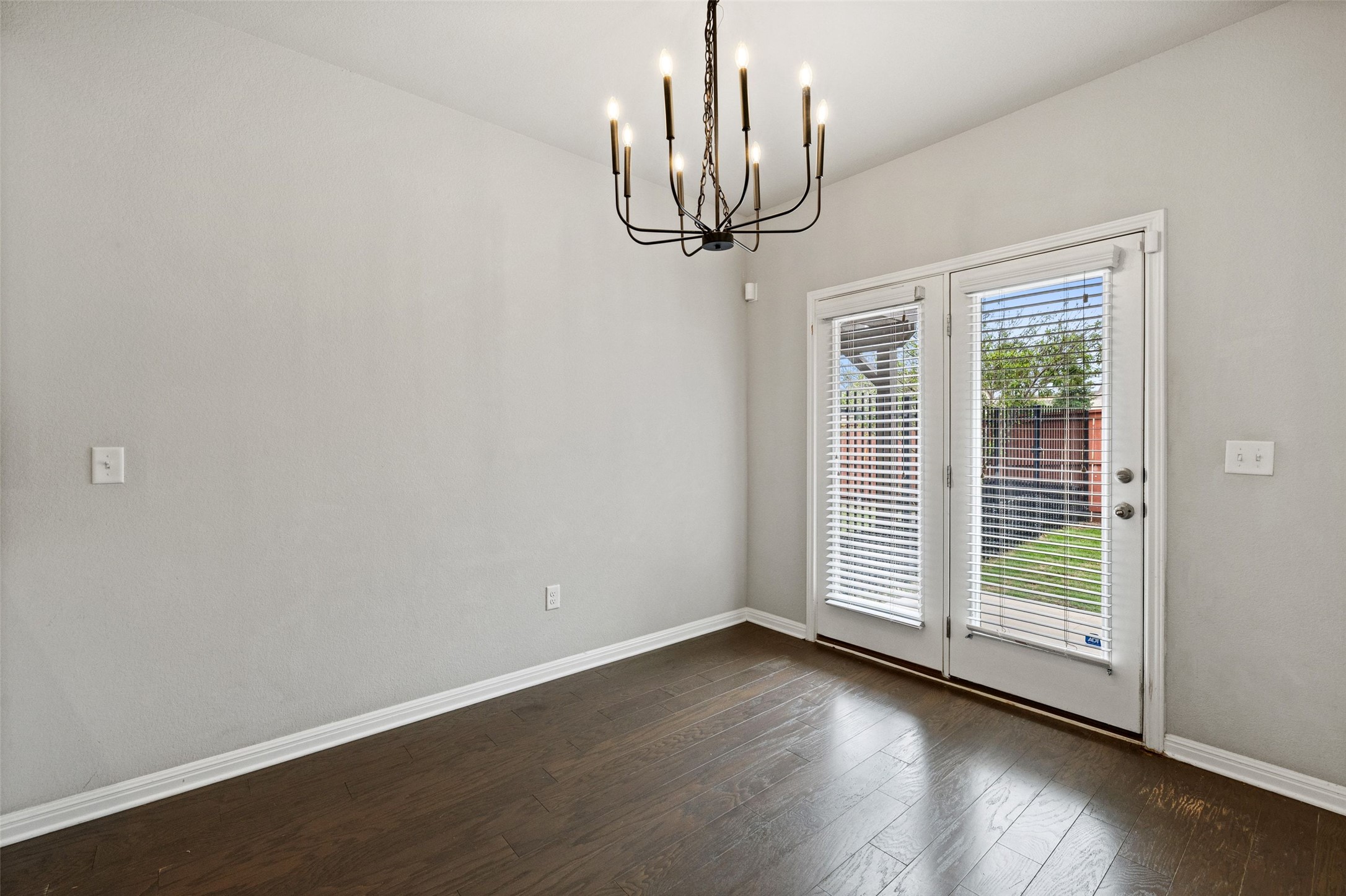 1615 Airedale Road Austin, TX 78748 - Photo 14 of 39