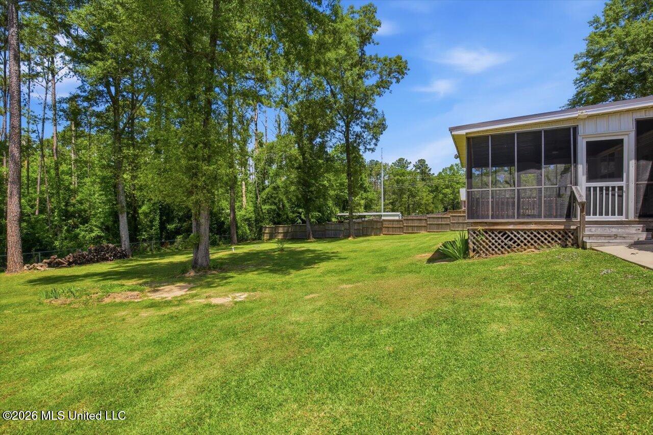 117 Holly Bush Place Brandon, MS 39047 - Photo 52 of 65 52-117 Holly Bush Pl _ Hometoursms.com