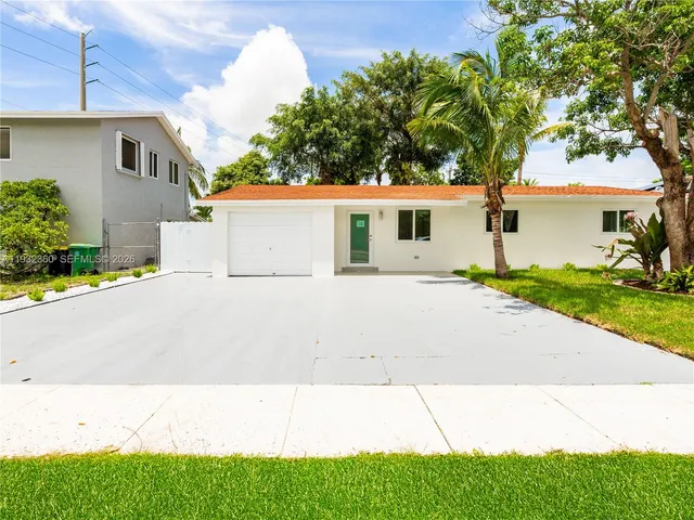 $4,000 | 254 Southwest 4th Street, Dania Beach, FL 33004