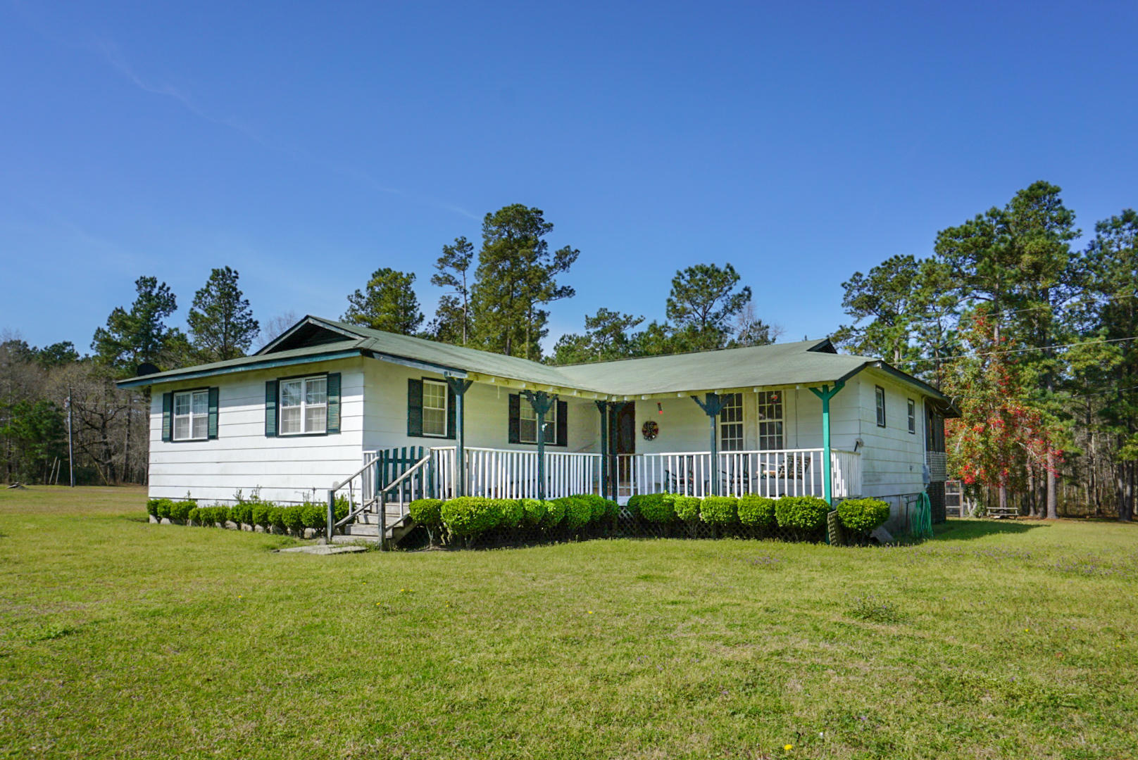 900 Fauling Road St. Stephen, SC 29479 - Photo 1 of 33 Welcome to 900 Fauling Rd