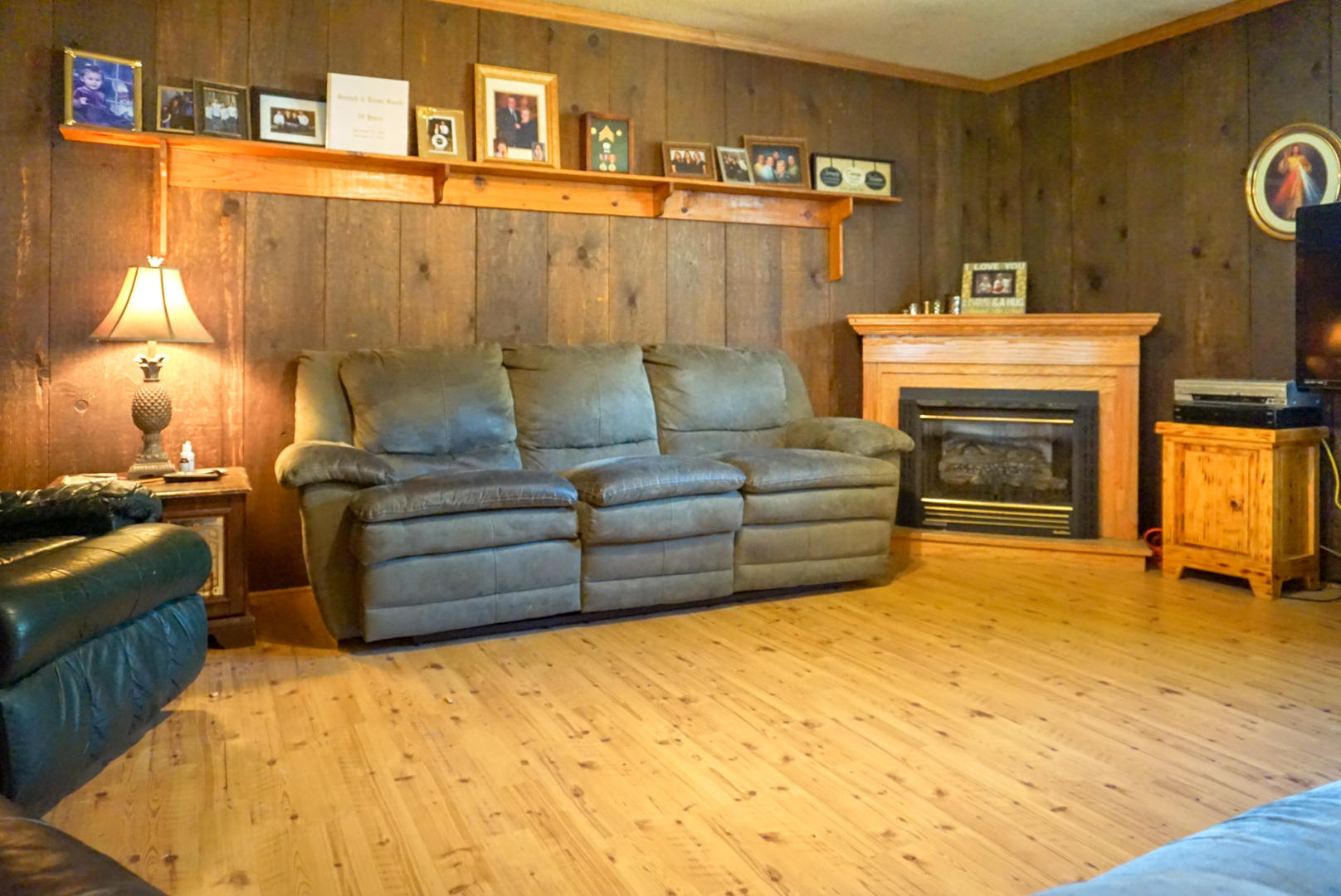 900 Fauling Road St. Stephen, SC 29479 - Photo 9 of 33 Large Family room
