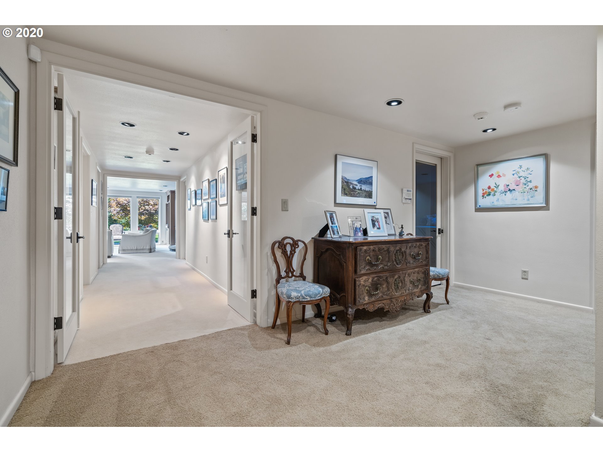 4250 Southwest Dosch Road Portland, OR 97239 - Photo 15 of 24