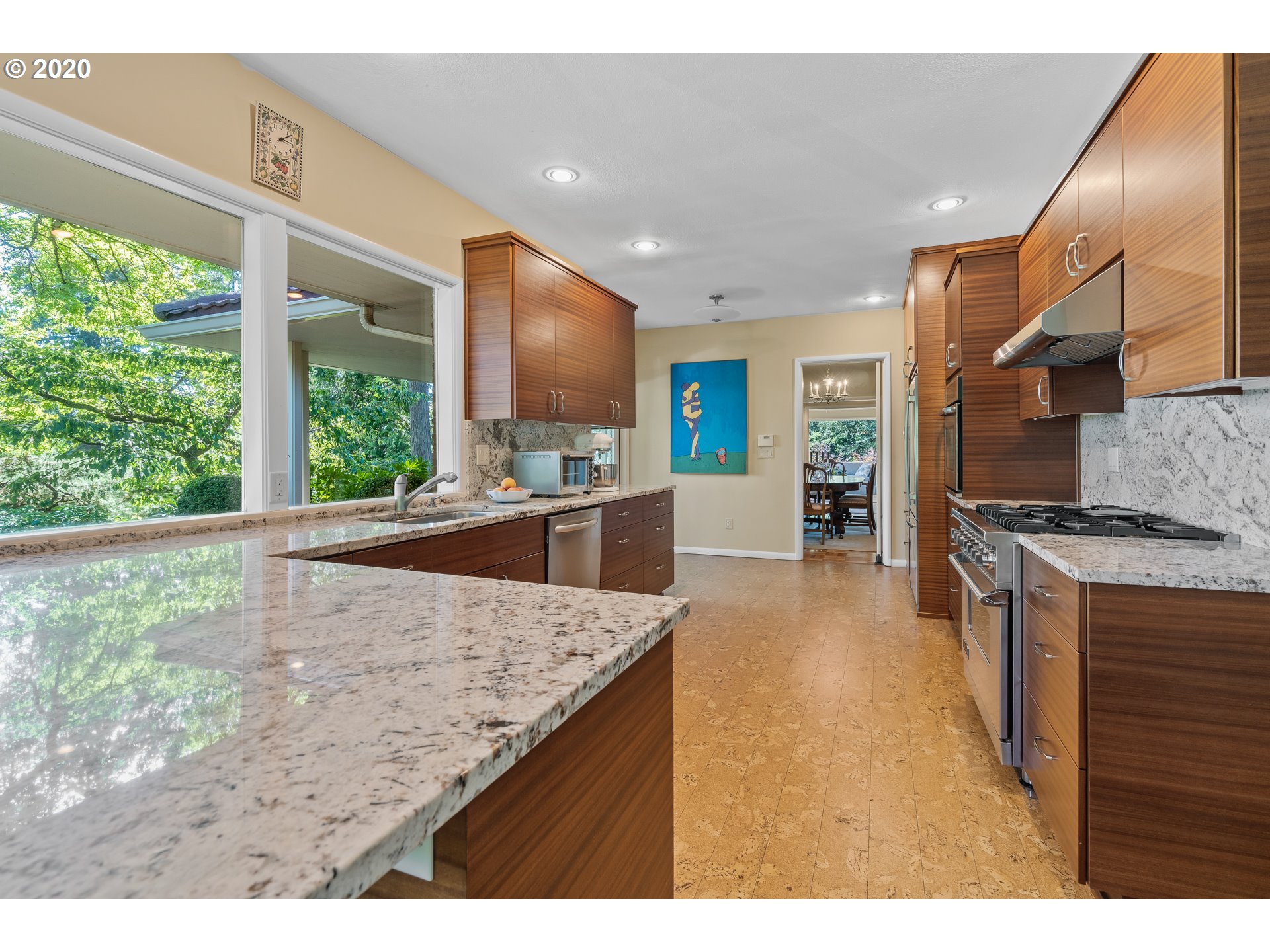 4250 Southwest Dosch Road Portland, OR 97239 - Photo 8 of 24