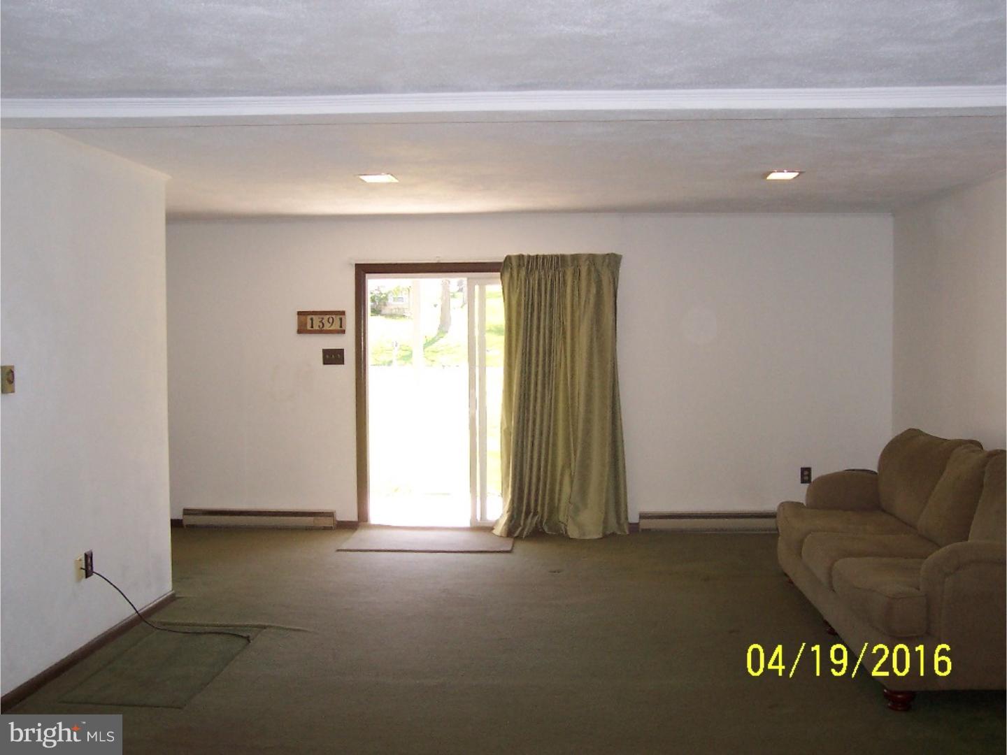 1391 North Valley Road Pottstown, PA 19464 - Photo 3 of 12 Gallery Image 3