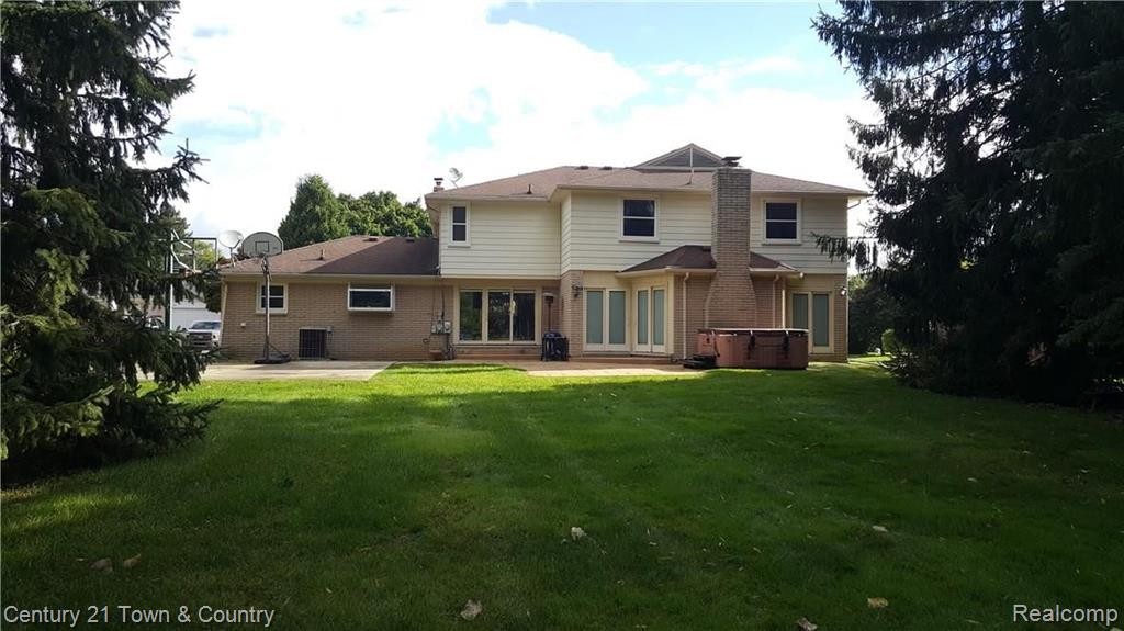 1737 North Kilburn Road Rochester Hills, MI 48306 - Photo 5 of 40