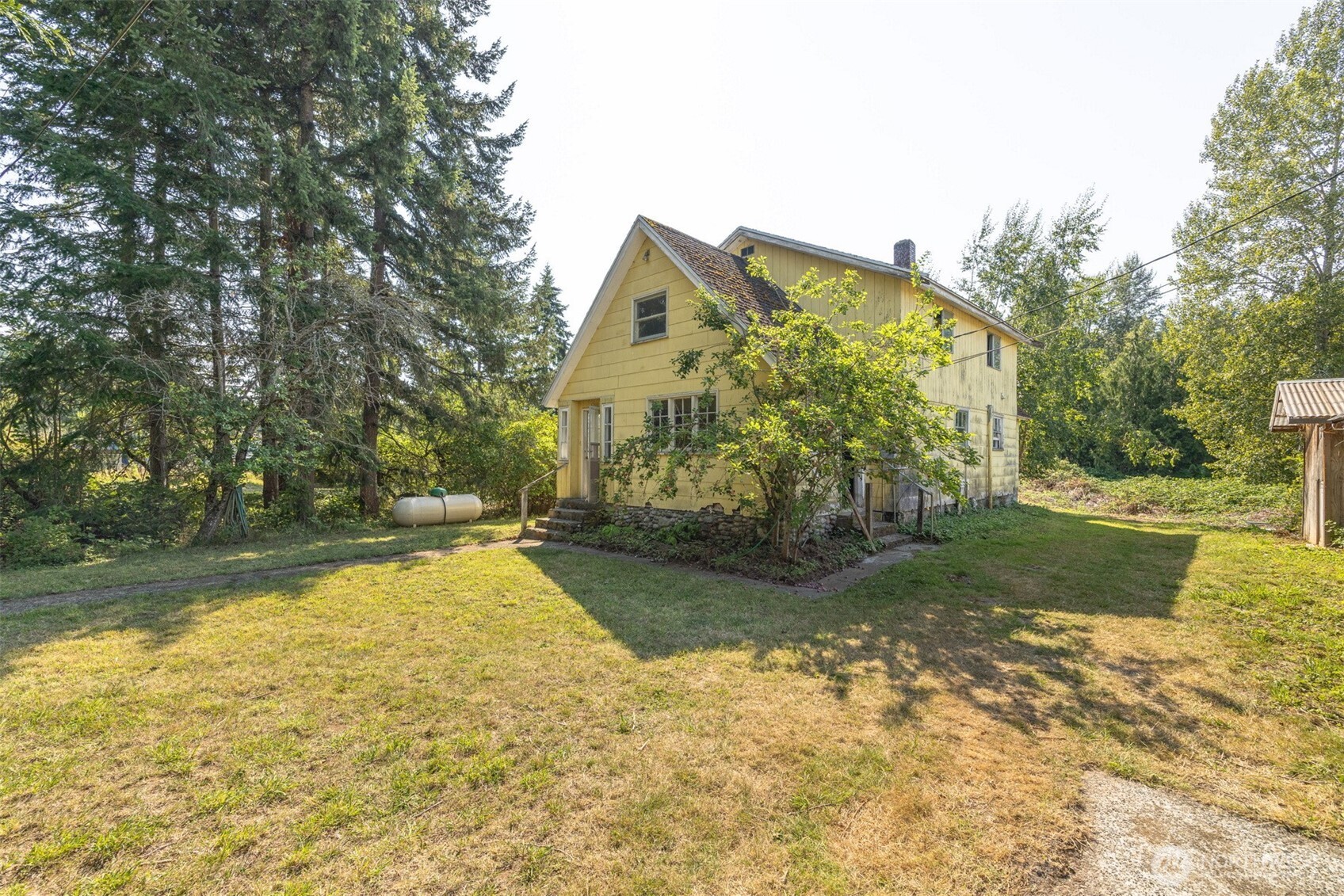 4269 Dewey Road Bellingham, WA 98226 - Photo 9 of 34 Gallery Image 9