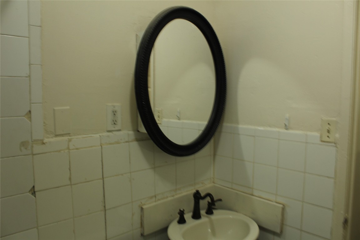Bathroom p