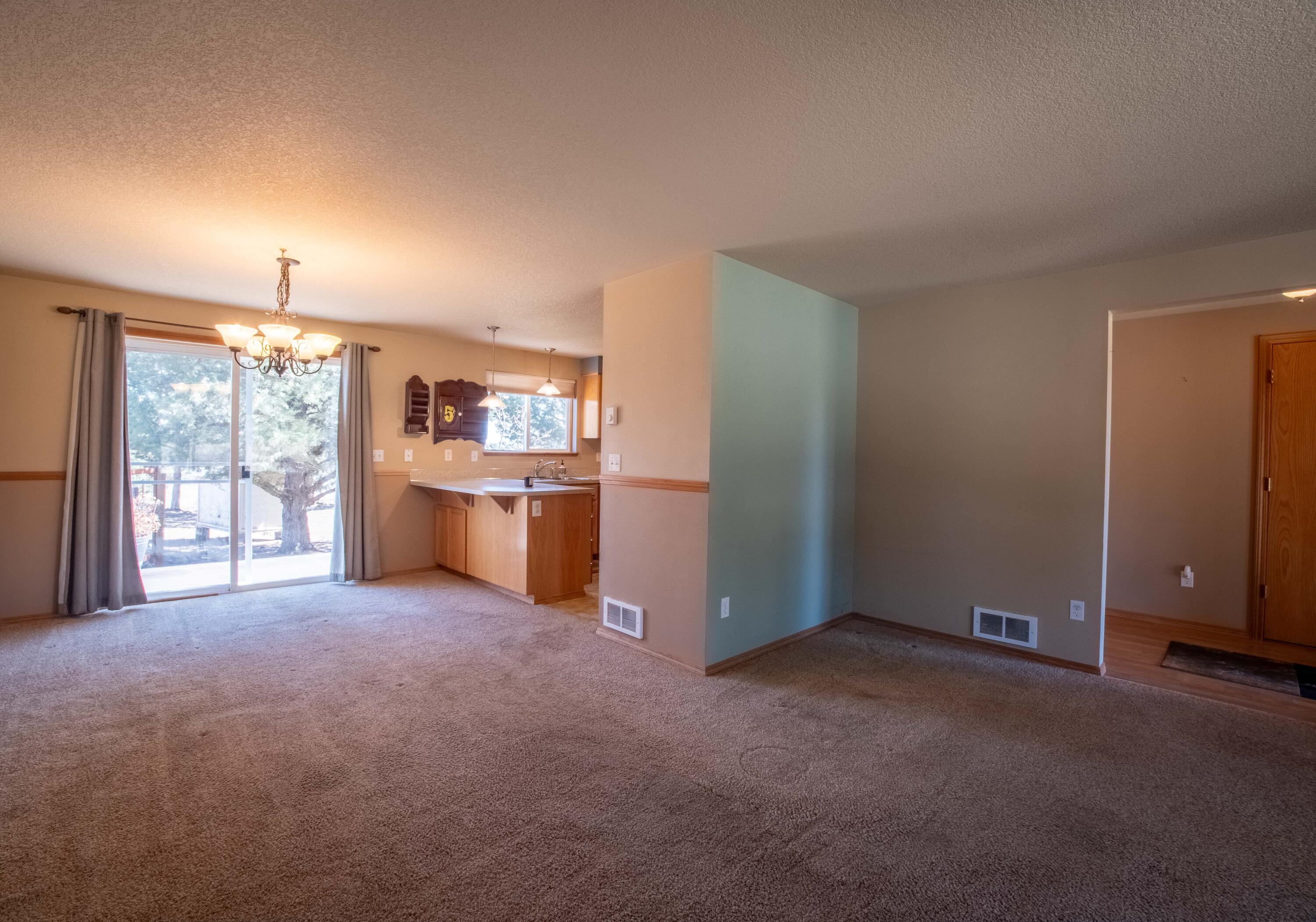60965 Ward Road Bend, OR 97702 - Photo 14 of 50 60965-WARD-RD-SML-19