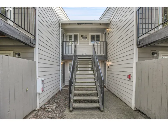 $229,900 | 5488 Southwest Alger Avenue, Unit 5, Beaverton, OR 97005