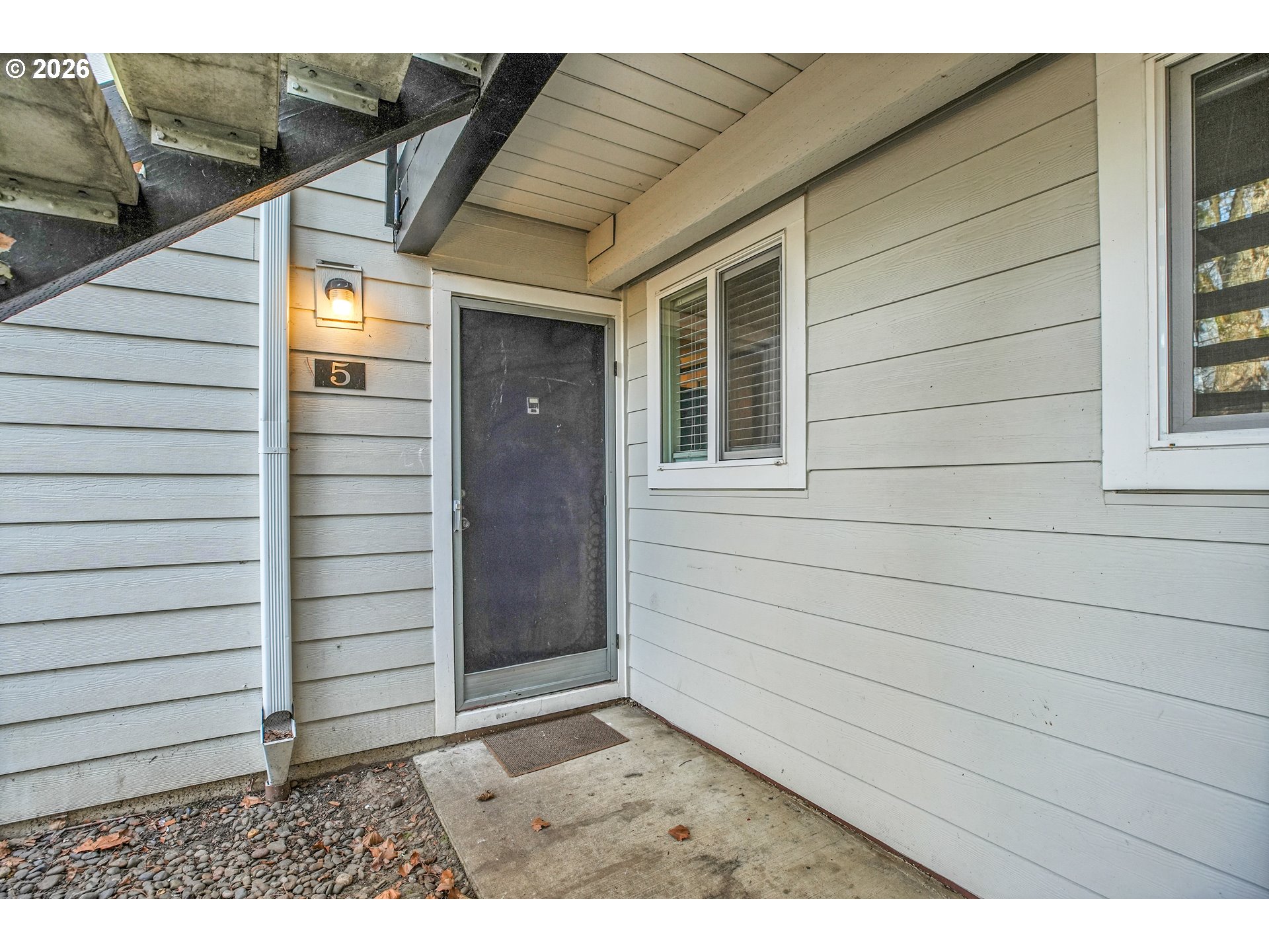 5488 Southwest Alger Avenue, Unit 5 Beaverton, OR 97005 - Photo 2 of 42