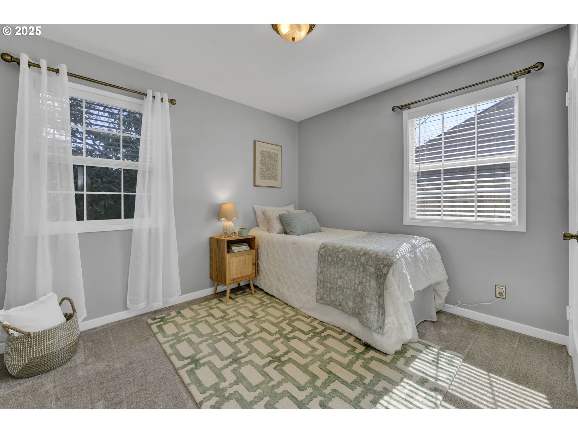 1657 McKinley Court Eugene, OR 97402 - Photo 13 of 40 Bedroom