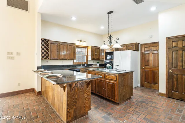 $465,000 | 103 Clipper Cove, Lafayette, LA 70508