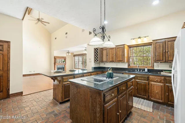 $465,000 | 103 Clipper Cove, Lafayette, LA 70508