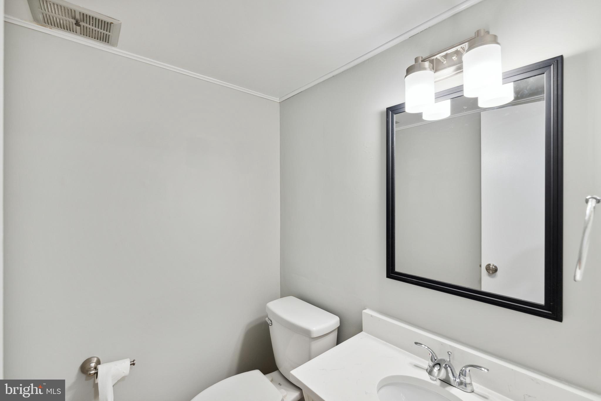 2168 Glencourse Lane Reston, VA 20191 - Photo 16 of 48 Gallery Image 16