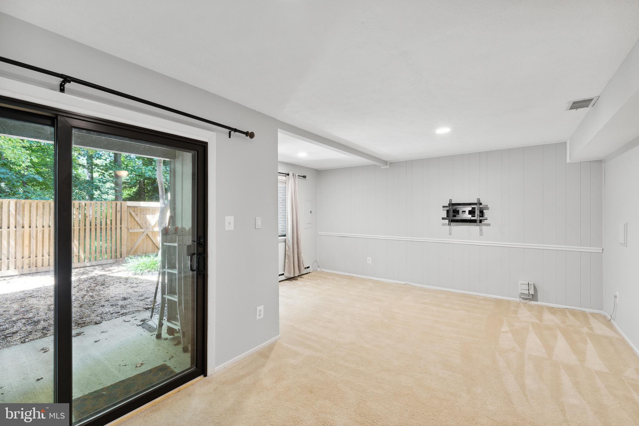 2168 Glencourse Lane Reston, VA 20191 - Photo 29 of 48 Gallery Image 29