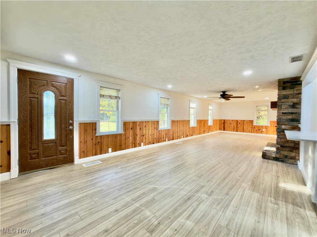 8285 Munson Road Mentor, OH 44060 - Photo 3 of 41 Gallery Image 3