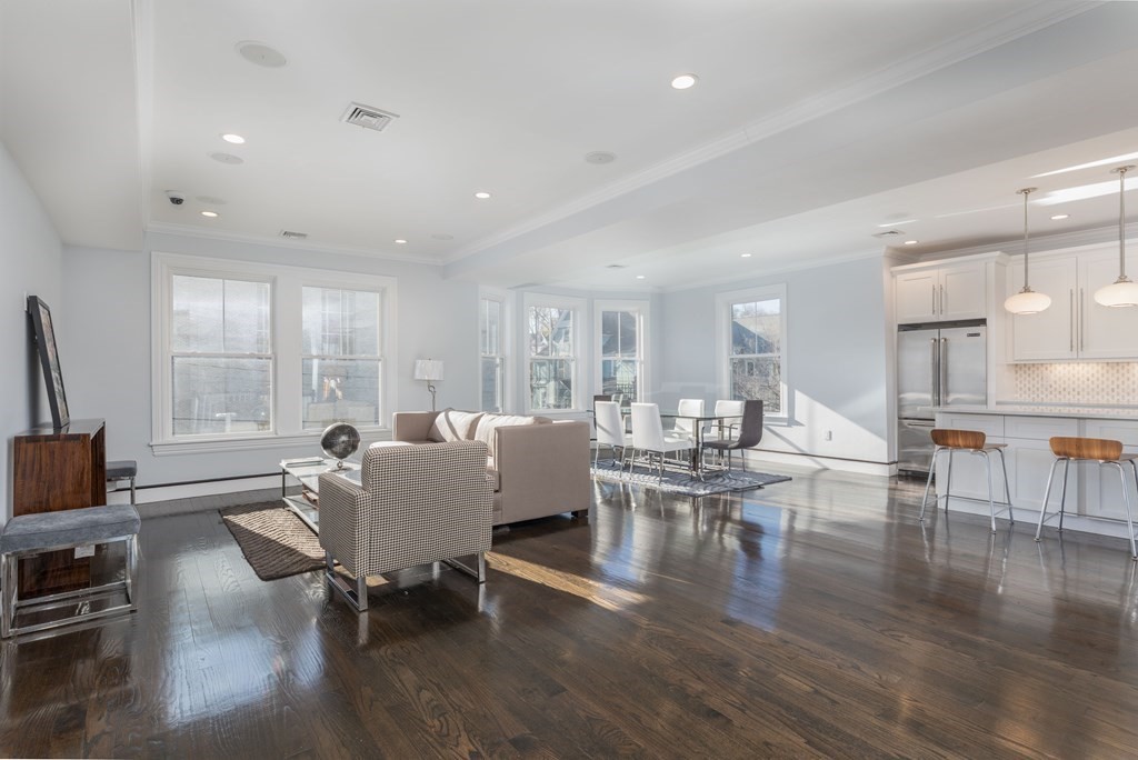 27 Howland Street, Unit PH2 Boston, MA 02121 - Photo 5 of 24
