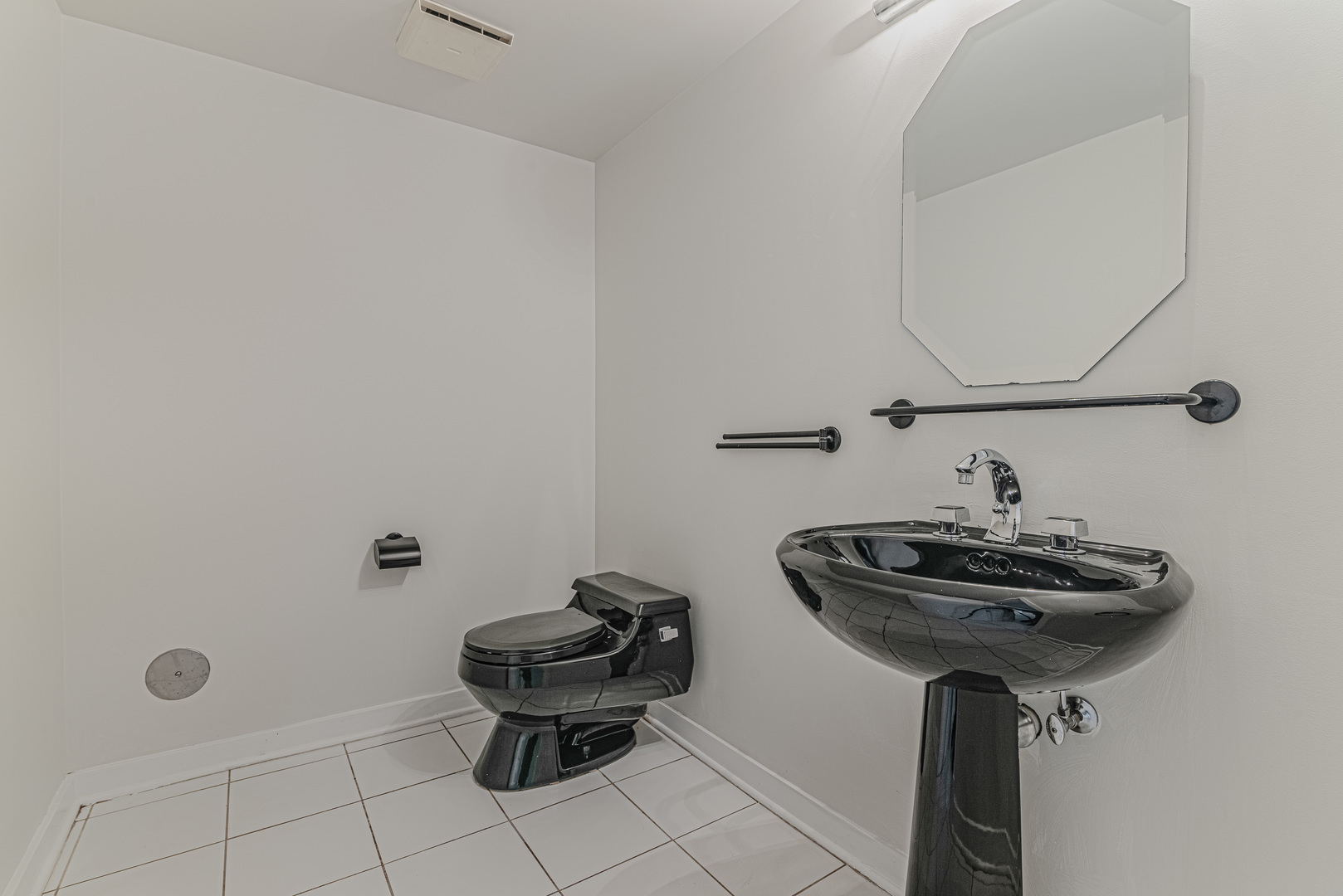 513 Rivershire Place Lincolnshire, IL 60069 - Photo 20 of 27