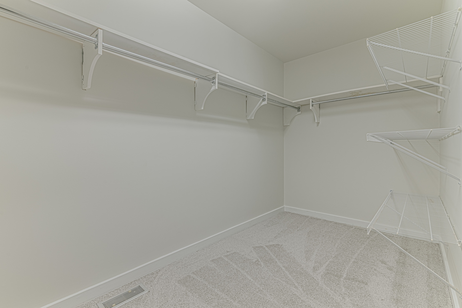 513 Rivershire Place Lincolnshire, IL 60069 - Photo 24 of 27