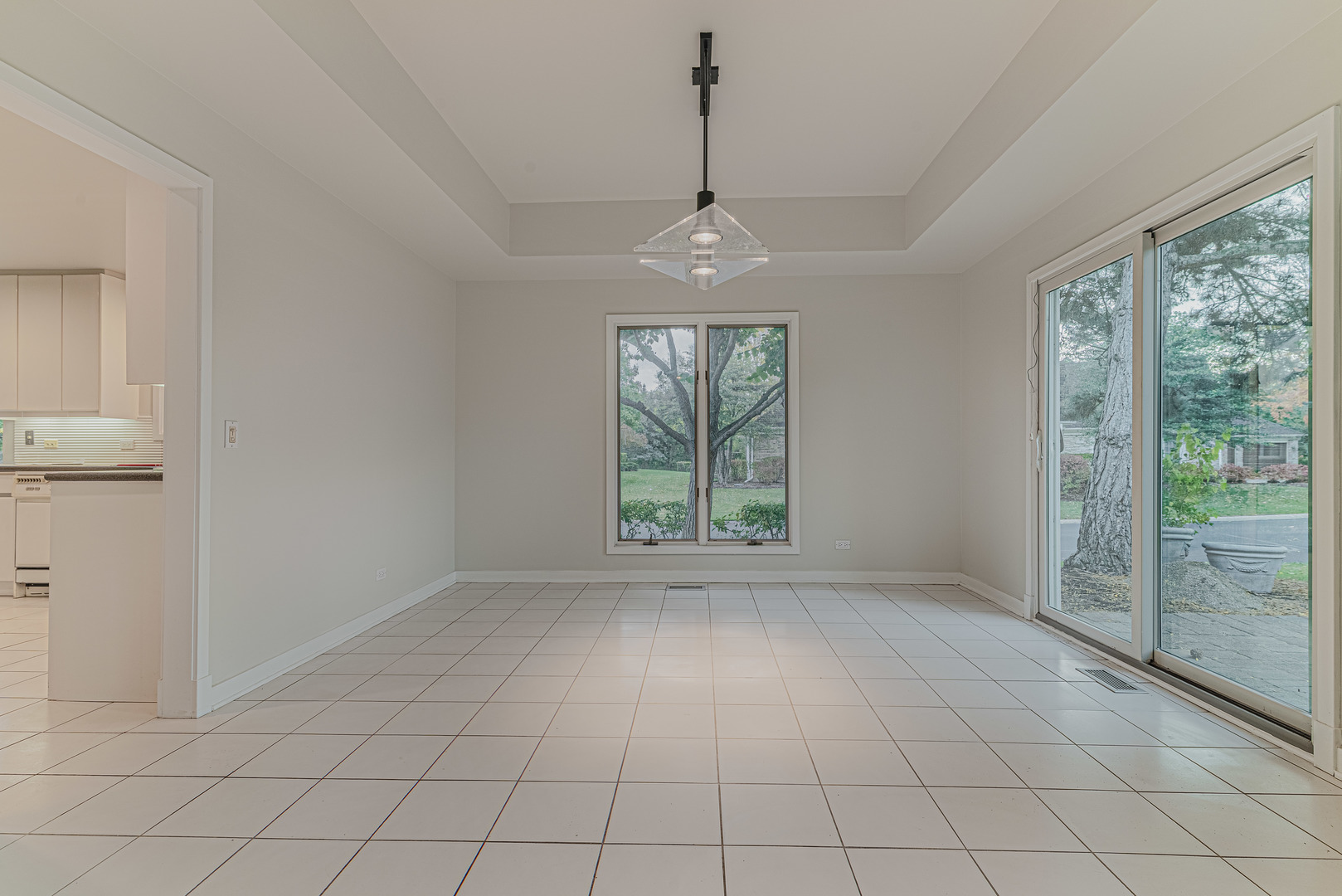 513 Rivershire Place Lincolnshire, IL 60069 - Photo 8 of 27