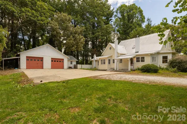 $500,000 | 100 Cannon Drive, Hendersonville, NC 28792