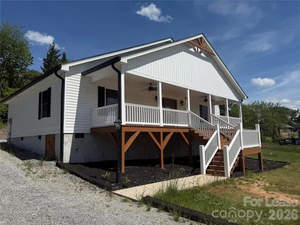 $1,700 | 7 Miss Julia Way, Granite Falls, NC 28630