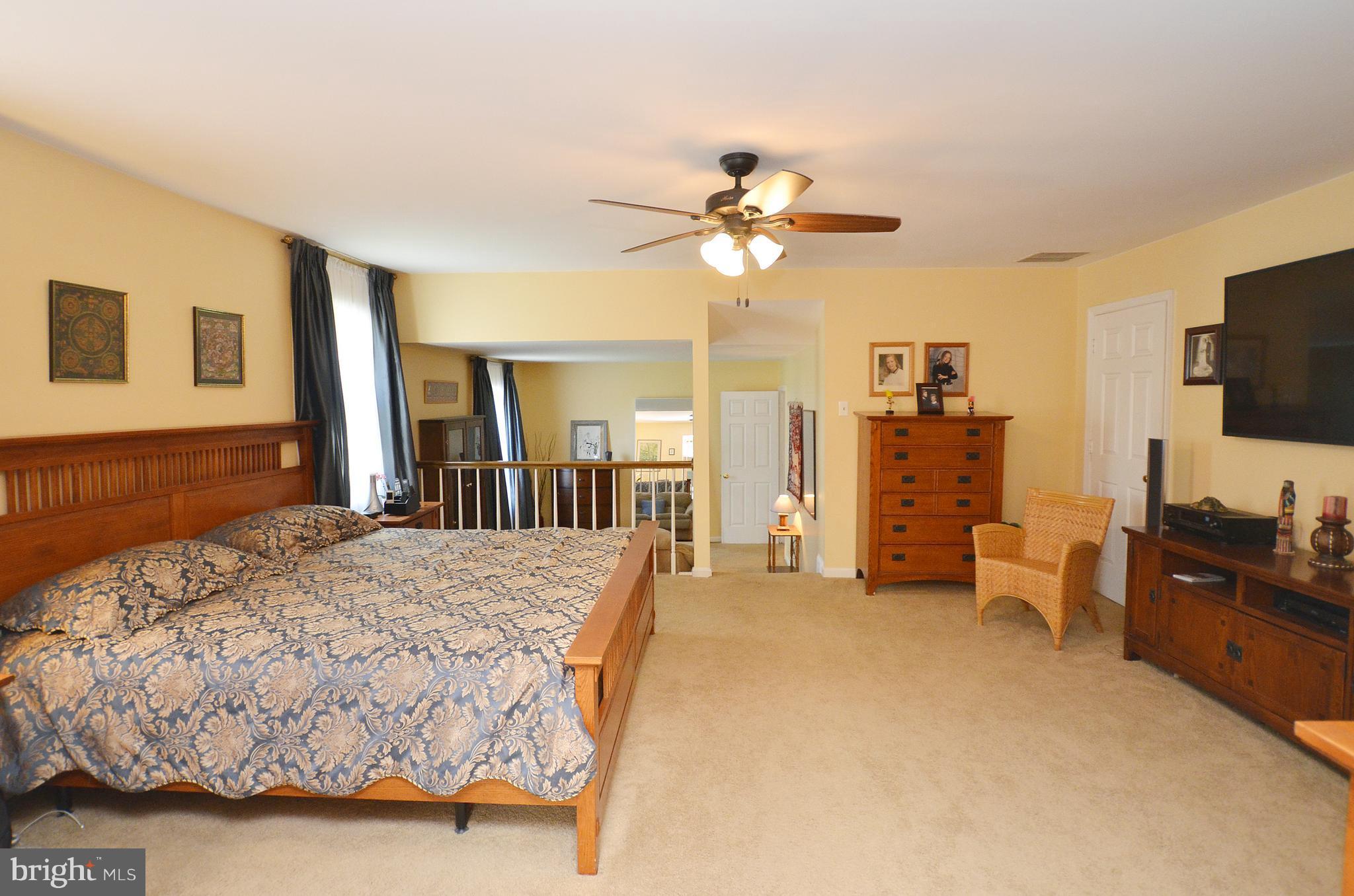 14490 Lightner Road Haymarket, VA 20169 - Photo 17 of 30 Master Bedroom