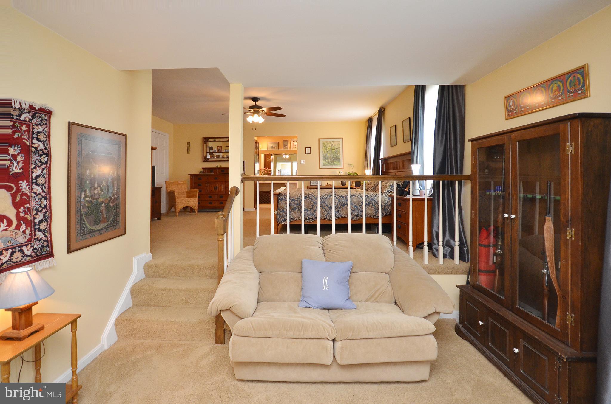 14490 Lightner Road Haymarket, VA 20169 - Photo 18 of 30 Sitting Room in Master Bedroom