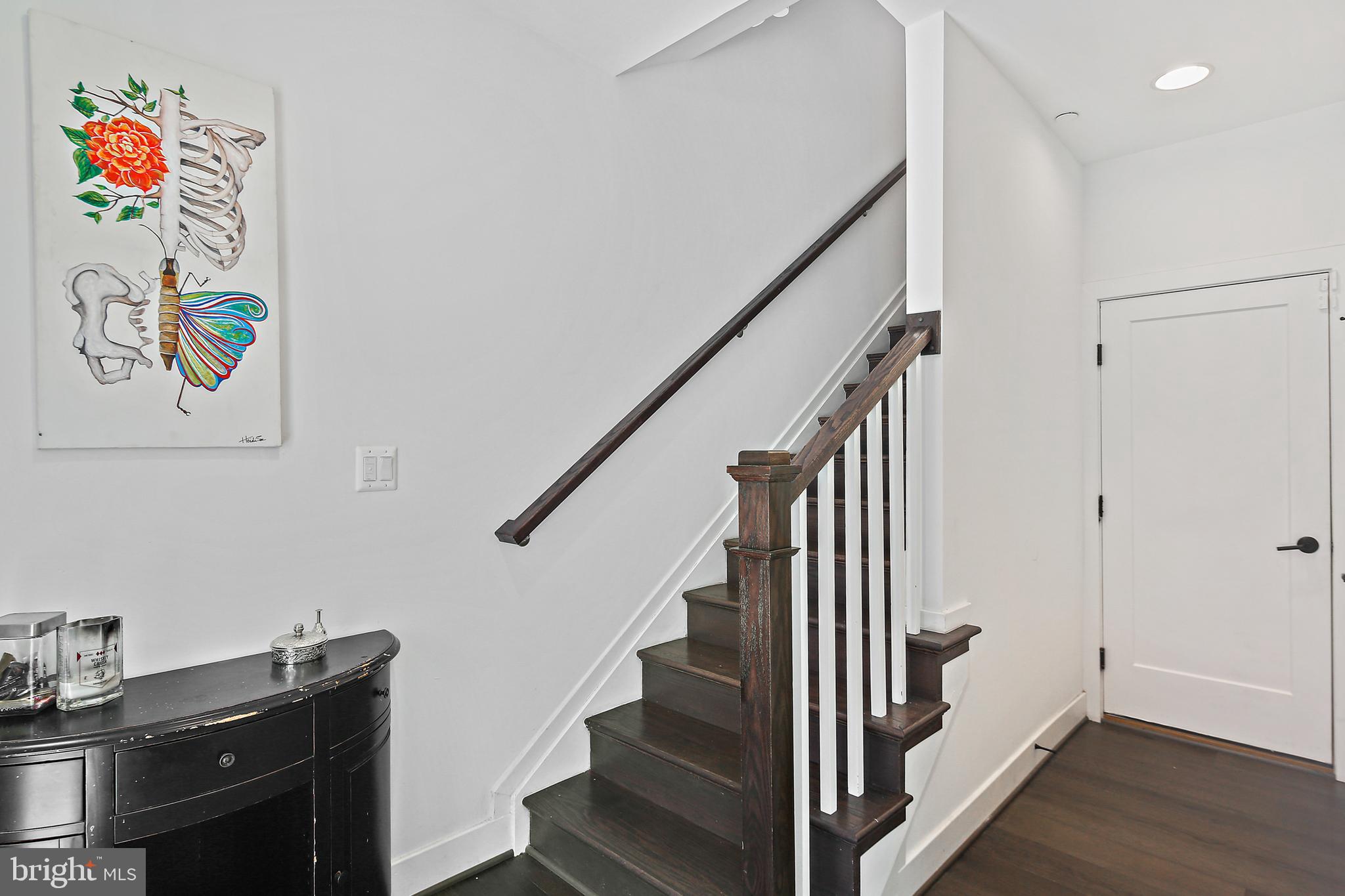 1223 Cooksie Street Baltimore, MD 21230 - Photo 4 of 36 Foyer