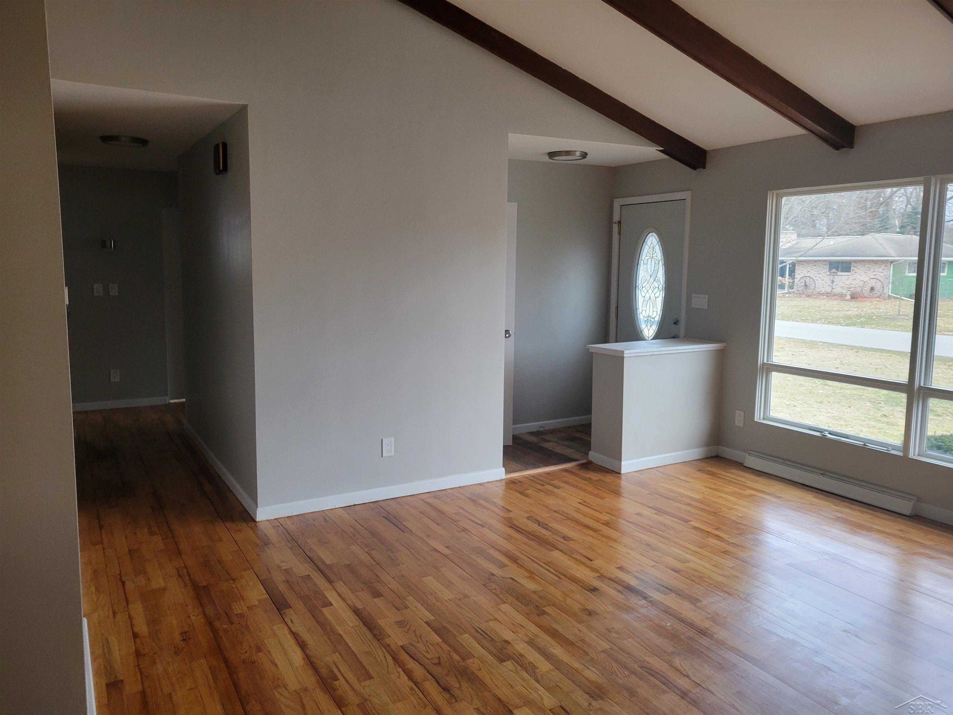 7215 Terry Road Saginaw, MI 48609 - Photo 6 of 15 50133507-504e9a05-abee-4abe-af99-bd6ba8d53684.JPG
