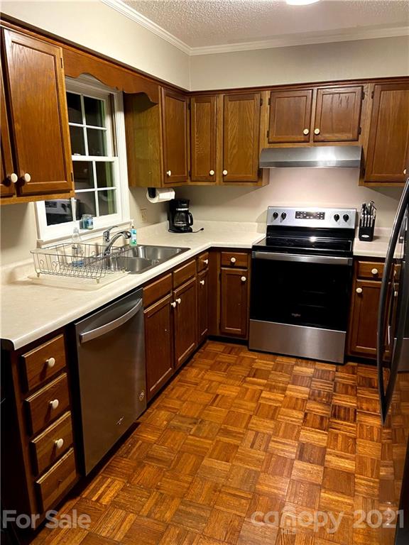 1314 Pepperidge Road Asheboro, NC 27205 - Photo 6 of 19 Gallery Image 6
