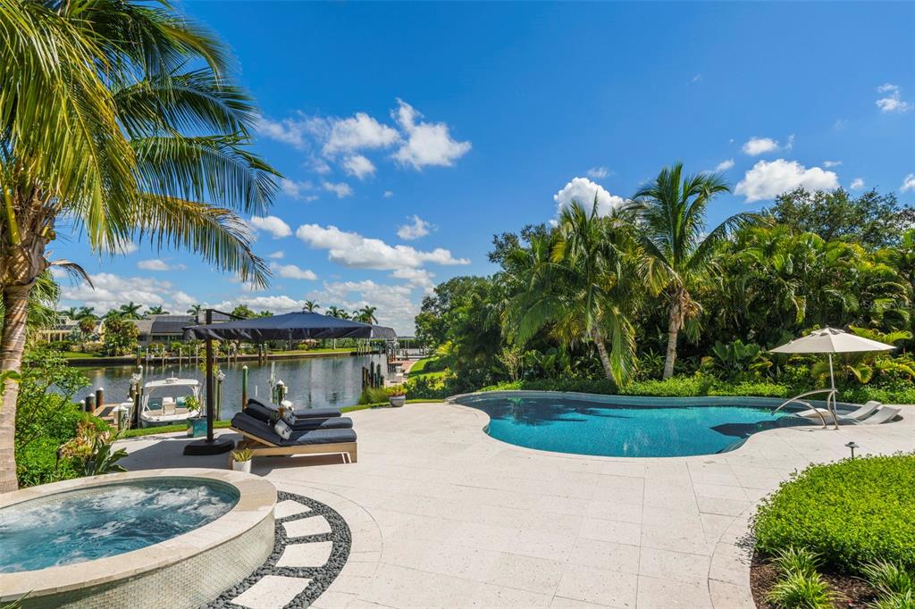 501 Harbor Point Road Longboat Key, FL 34228 - Photo 71 of 78 Gallery Image 71