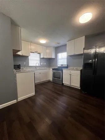 $1,550 | 210 Kean Street, Ladonia, TX 75449