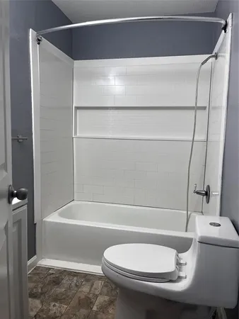 $1,550 | 210 Kean Street, Ladonia, TX 75449