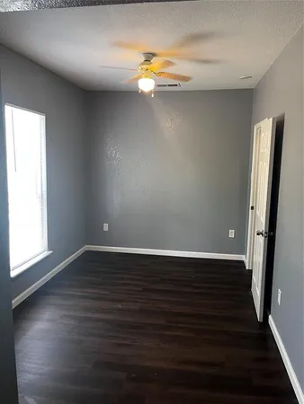 $1,550 | 210 Kean Street, Ladonia, TX 75449