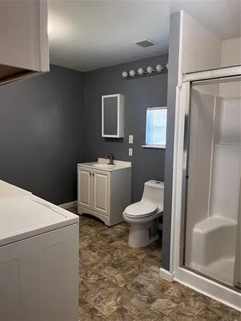 $1,550 | 210 Kean Street, Ladonia, TX 75449