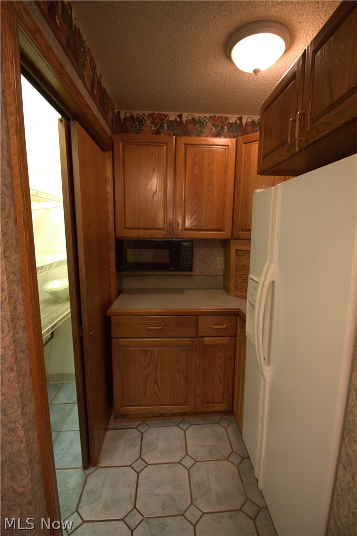 4944 Friar Road, Unit B Stow, OH 44224 - Photo 5 of 33