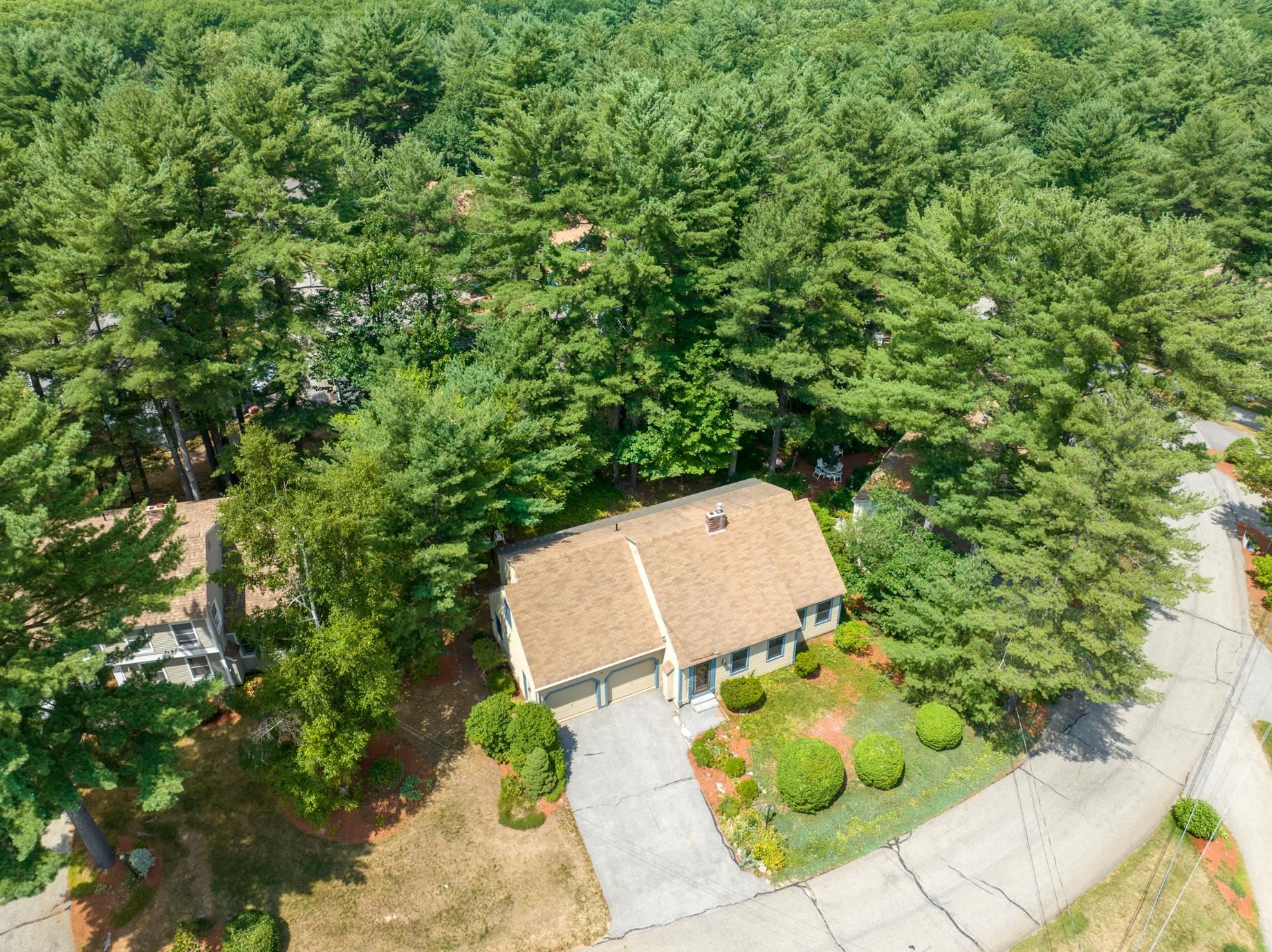 2761 Lake Shore Road, Unit 14 Gilford, NH 03249 - Photo 2 of 36