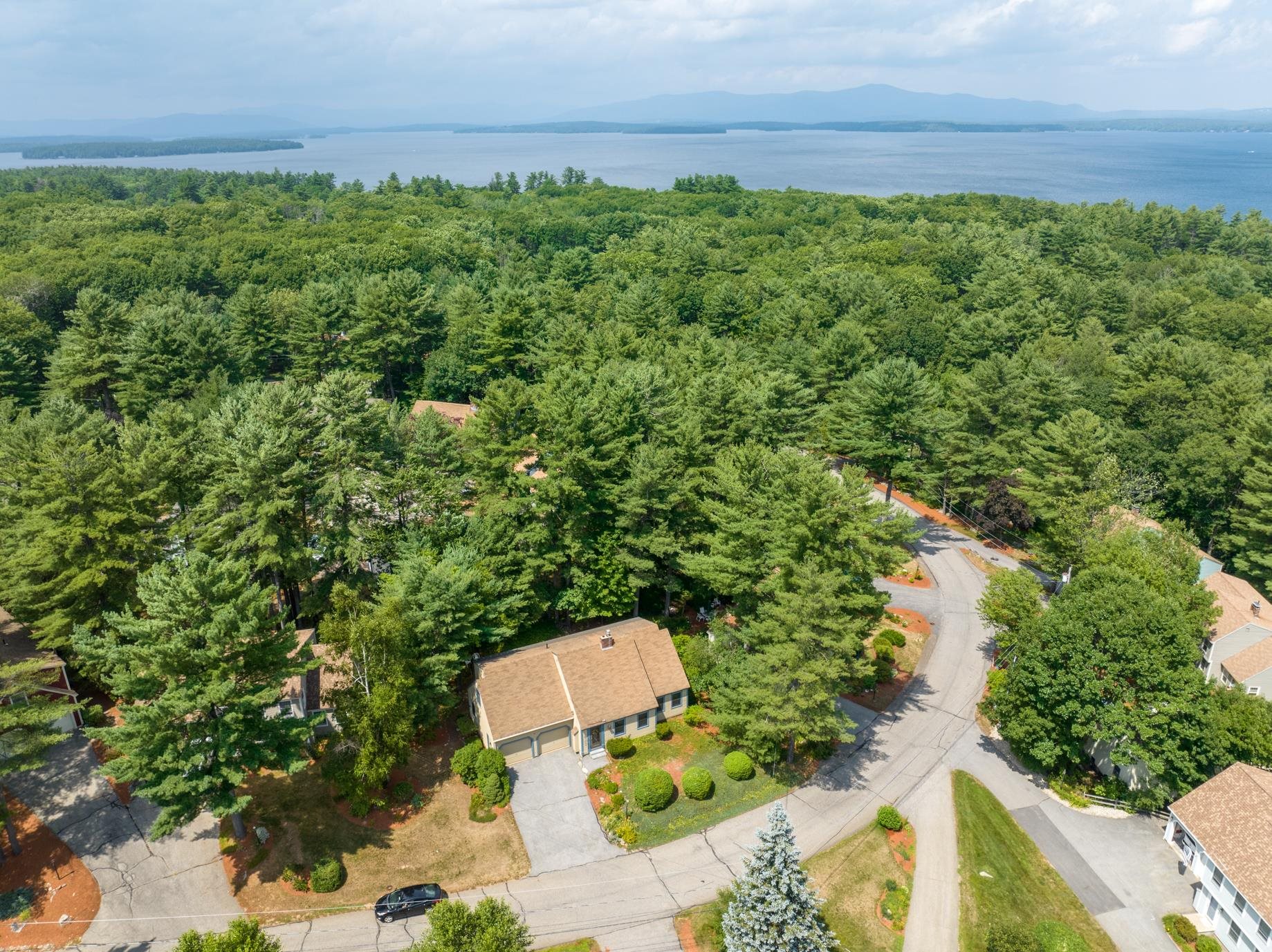 2761 Lake Shore Road, Unit 14 Gilford, NH 03249 - Photo 25 of 36