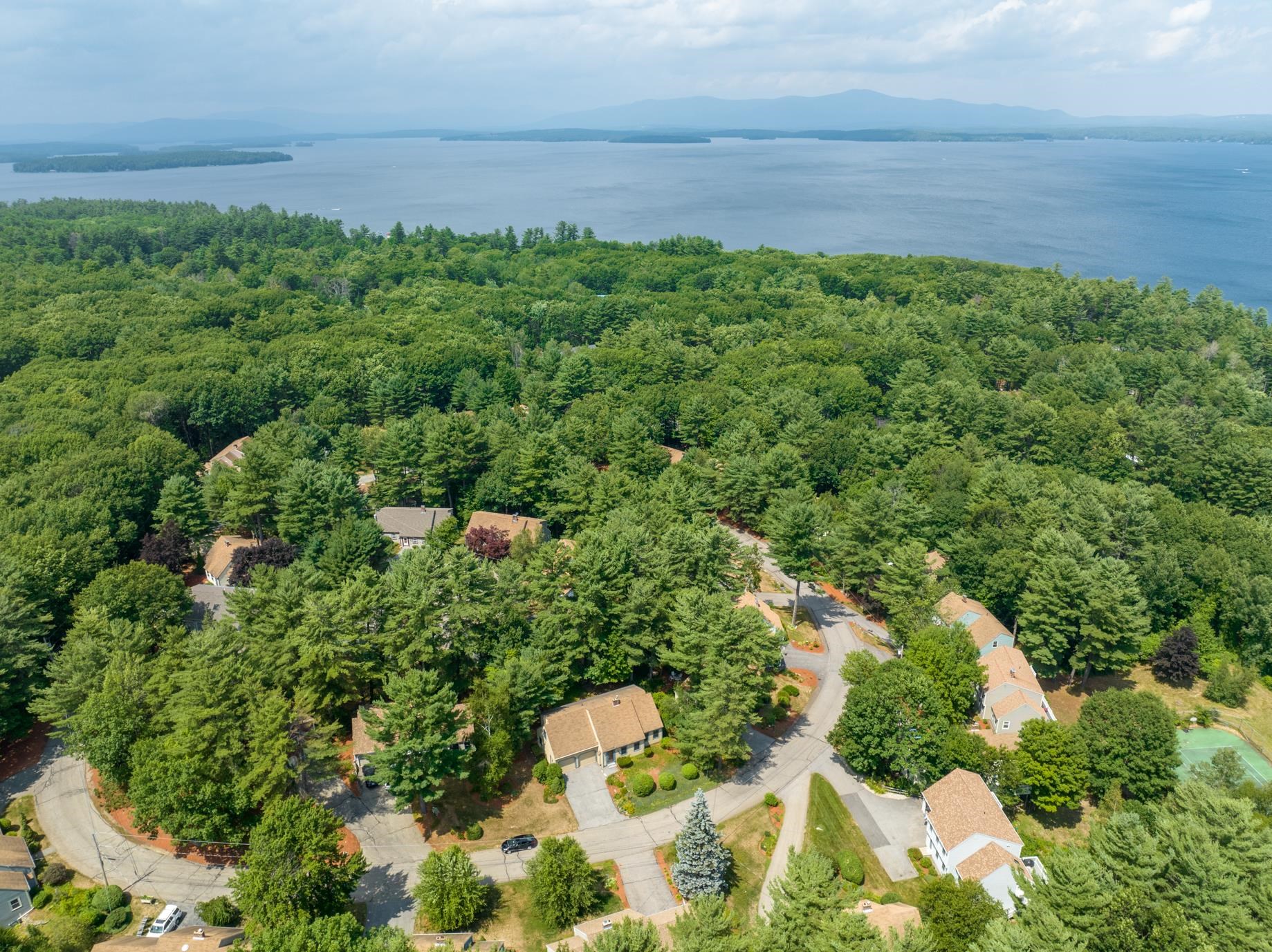 2761 Lake Shore Road, Unit 14 Gilford, NH 03249 - Photo 31 of 36