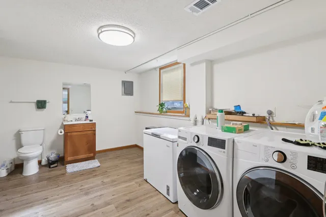 $490,000 | 211-213 West Garfield Street, Mount Horeb, WI 53572