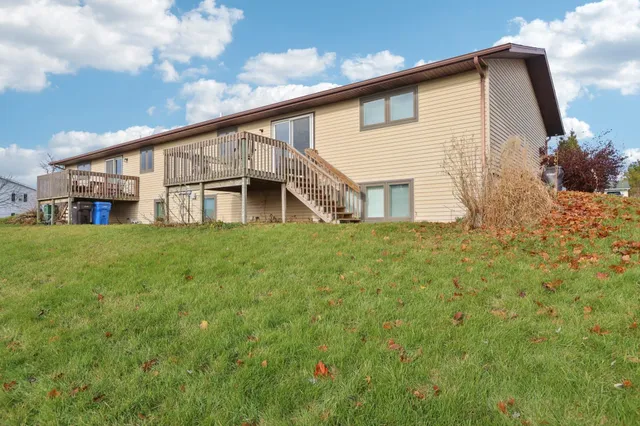 $490,000 | 211-213 West Garfield Street, Mount Horeb, WI 53572